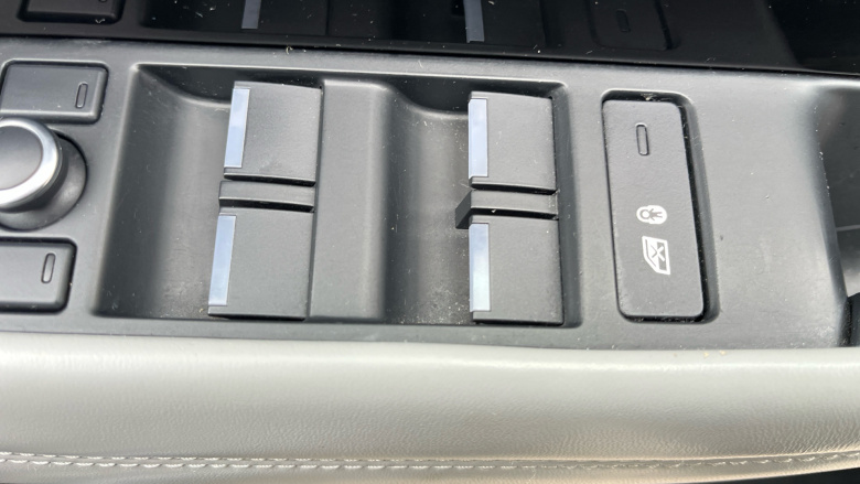 Land Rover Range Rover Evoque 1.5 P300e Autobiography 5dr Auto Hatchback